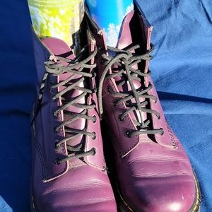 Dr. Martens purple lace up boots size 9/ 41